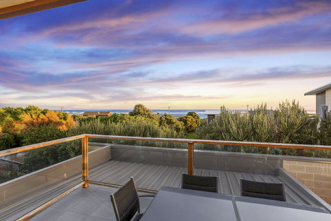 Tides Apartments - Accommodation Gold Coast 3