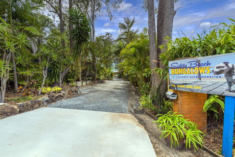 Safety Beach Ocean Bungalows - Gold Coast 4U 4