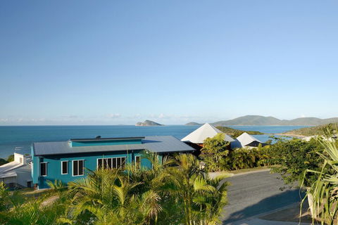 Hydeaway Bay Beach House - Accommodation Gold Coast 1