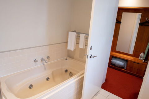 Linaker Nurse's Quarters - Accommodation Gold Coast 5