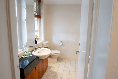 Linaker Nurse's Quarters - Accommodation Gold Coast 3