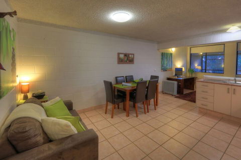 Mapleton Falls Accommodation - Gold Coast 4U 6