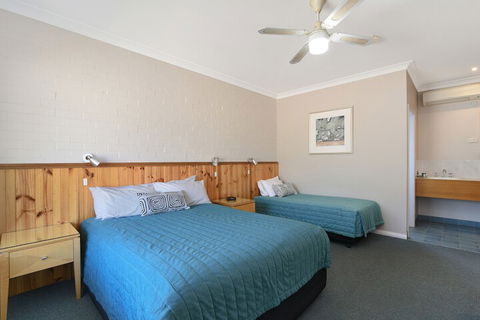 Catalina Motel Lake Macquarie - Gold Coast 4U 7