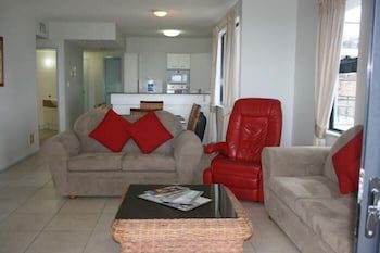 King's Row Holiday Apartments - Accommodation Gold Coast 6