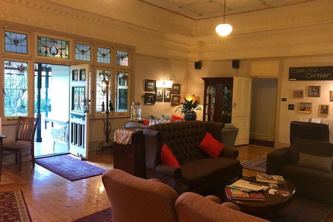 Glenella Guesthouse - Accommodation Gold Coast 6