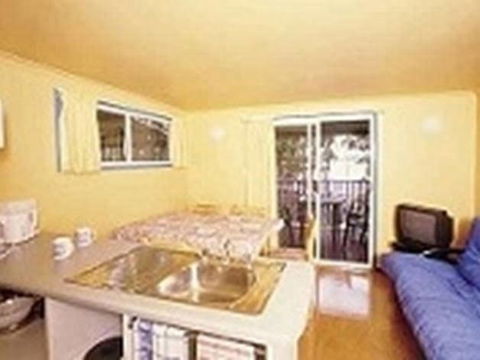 Lake Tinaroo Terraces - Gold Coast 4U 0