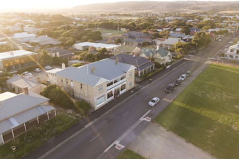 Port Elliot Beach House YHA Hostel - Accommodation Gold Coast 0