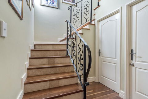 Sorrento Beach Bed & Breakfast - Gold Coast 4U 1