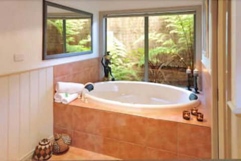 Eagle Hammer Cottages - Accommodation Gold Coast 4