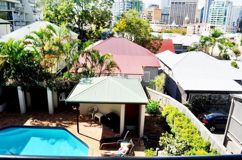 Spring Hill Mews Apartments - Accommodation Gold Coast 5