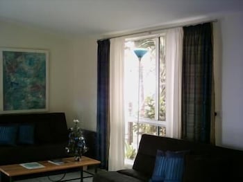 A Sacred Mountain Retreat - 1 Gold Coast 4