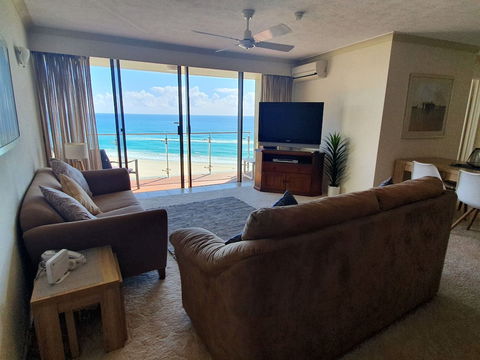 Princess Palm On The Beach - Accommodation Gold Coast 2