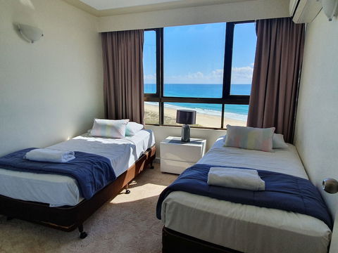 Princess Palm On The Beach - Accommodation Gold Coast 1
