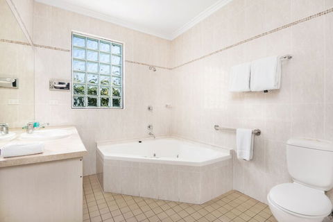 Hawkesbury Race Club Motel - Gold Coast 4U 7