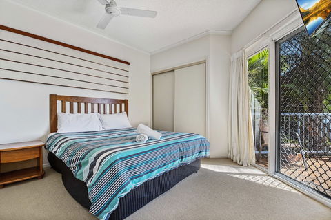 Reflections Holiday Apartments - Accommodation Gold Coast 2