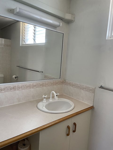 Rustyâ€™s Motel - Accommodation Gold Coast 3