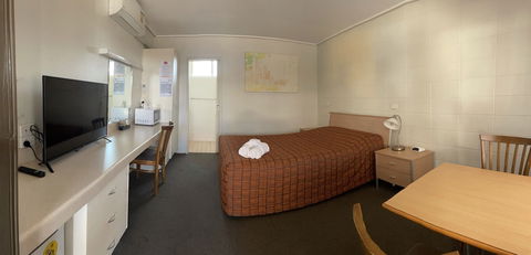 Rustyâ€™s Motel - Accommodation Gold Coast 2