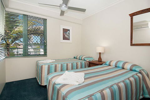 Norfolks On Moffat Beach - Accommodation Gold Coast 2