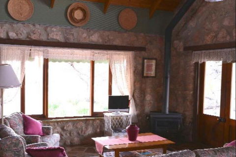 Broken Gum Country Retreat - Gold Coast 4U 2