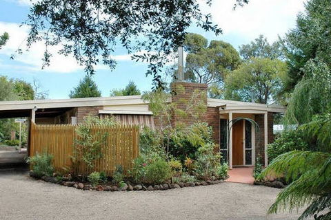 Woodland By The Bay & Puddleduck Cottage - 1 Gold Coast 4