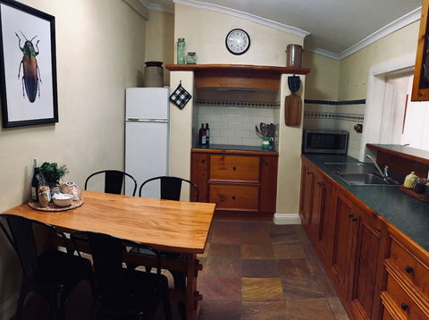 Greenock's Old Telegraph Station - Gold Coast 4U 0