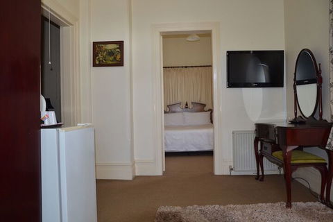 Leura House - 1 Gold Coast 1