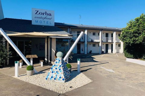 Zorba Motel - Accommodation Gold Coast 2