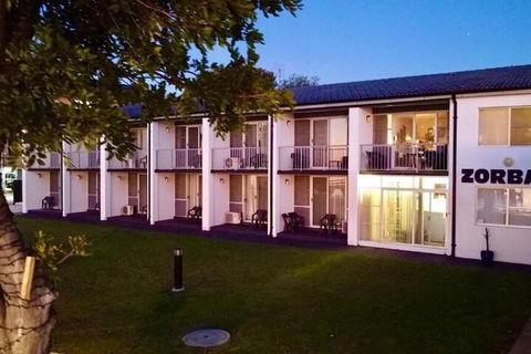 Zorba Motel - Accommodation Gold Coast 1