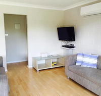 Emerald Apartment - Gold Coast 4U