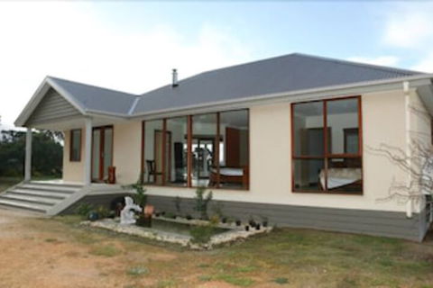 Aurora Cottages - Accommodation Gold Coast 2