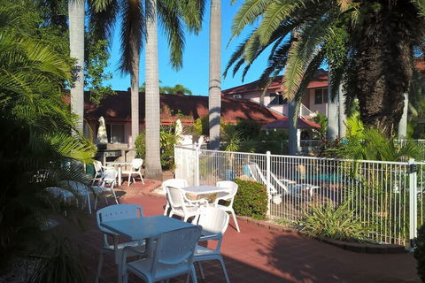 Monte Carlo Motor Inn - Gold Coast 4U 4