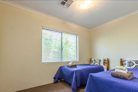 Jarelle House - Accommodation Gold Coast 3