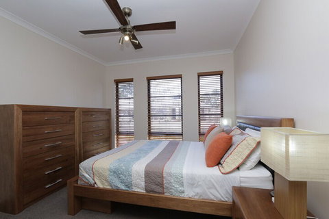 Jarelle House - Accommodation Gold Coast 4