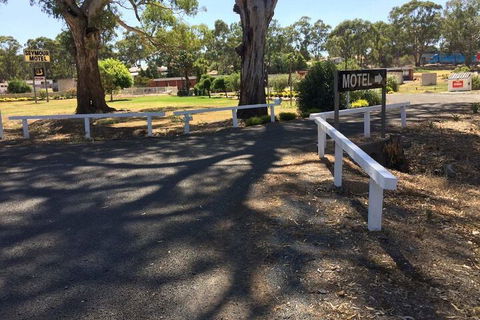 Seymour Motel - Accommodation Gold Coast 2