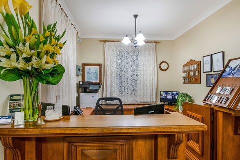 Richmond Motor Inn - Gold Coast 4U 3