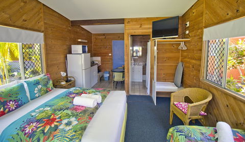 Bargara Gardens Motel & Holiday Villas - Accommodation Gold Coast 5