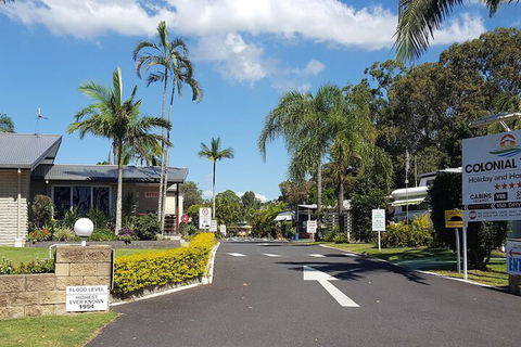 Colonial Tweed Holiday & Home Park - Gold Coast 4U 4