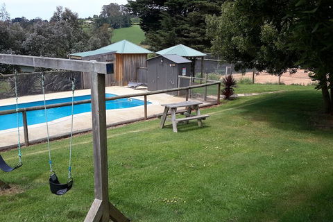 Neerim Country Cottages - Accommodation Gold Coast 3