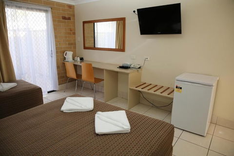 Emerald Central Palms Motel - Accommodation Gold Coast 5