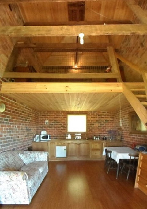 Grampians Historic Tobacco Kiln - Accommodation Gold Coast 2