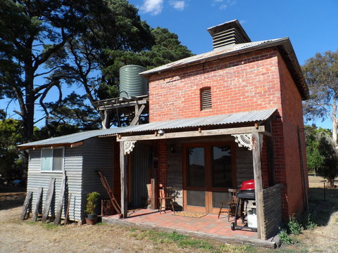 Grampians Historic Tobacco Kiln - Accommodation Gold Coast 0