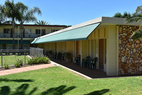 Motel Riverina - Gold Coast 4U 2