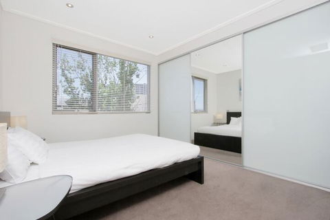 Accommodate Canberra - Glebe Park - Accommodation Gold Coast 6