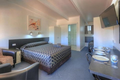 Twin Swans Motel - Accommodation Gold Coast 6