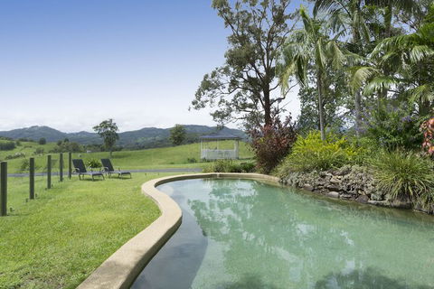 Hillcrest Mountain View Retreat - Gold Coast 4U 1