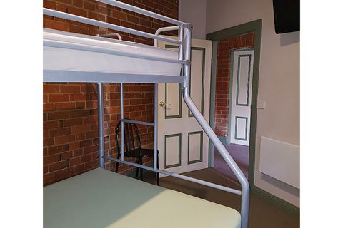 Mansfield Traveller's Lodge - Accommodation Gold Coast 4