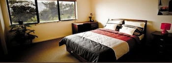 Insaa Serviced Apartments Dandenong - 1 Gold Coast 3