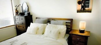 Insaa Serviced Apartments Dandenong - 1 Gold Coast 1