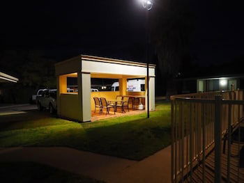 Jacaranda Motel & Holiday Units - Accommodation Gold Coast 0