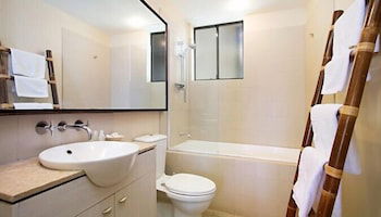 Marine Boutique Apartments - Gold Coast 4U 3